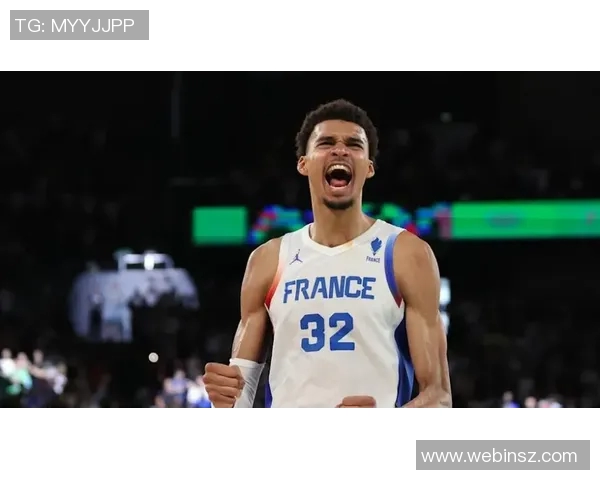 文班亚马场均20分10篮板3盖帽表现抢眼新秀奖争夺战已然领先